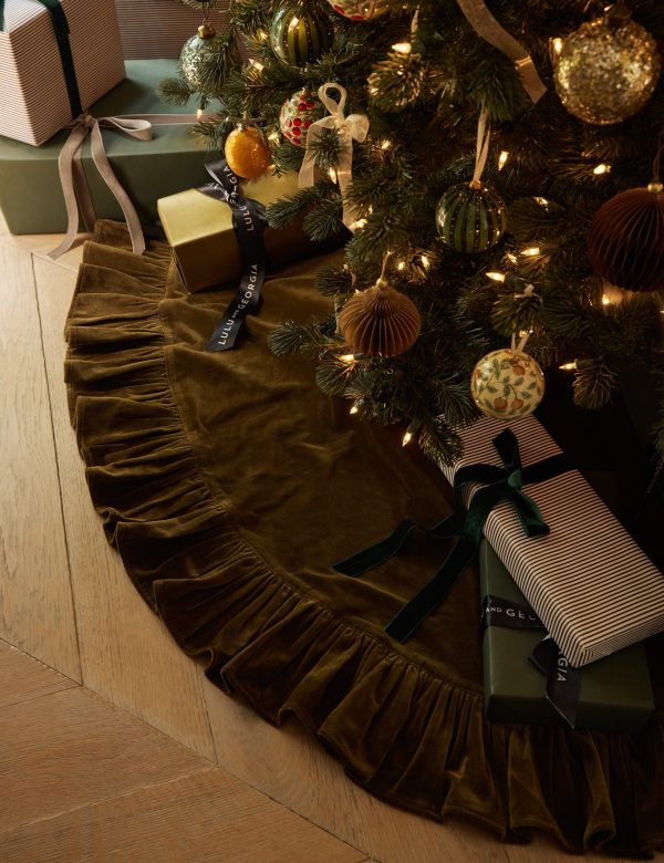 Mauree Velvet Tree Skirt Online