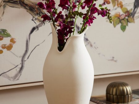 Avayah Vase Sale