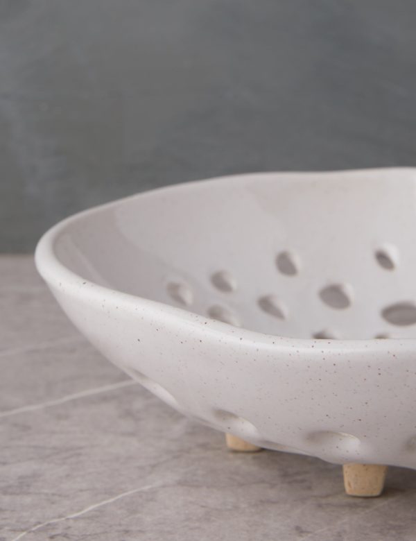 Rosaura Colander Online now