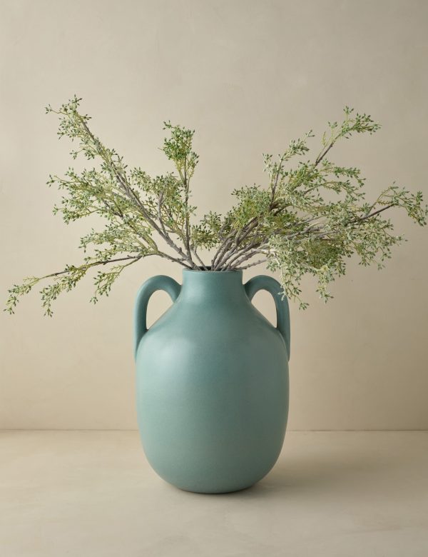 Niara Vase Online now