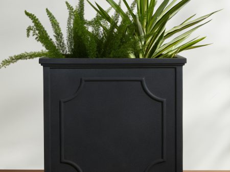 Cumberland Planter by Campania International For Cheap